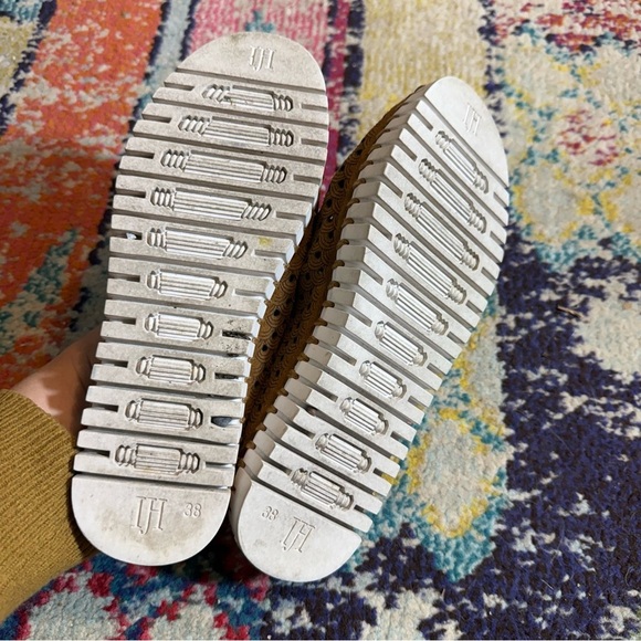 Ilse Jacobsen Tulip EU 38 GOLDENROD Perforated Slip-on Sneakers Shoe 8 main image 5